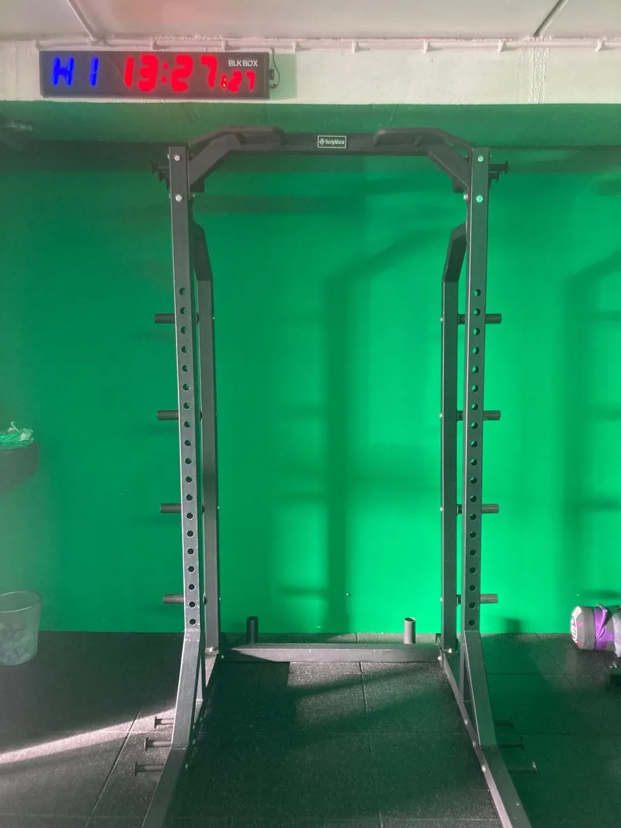 Heavy Half Power Rack – Excellent Condition - Image 2