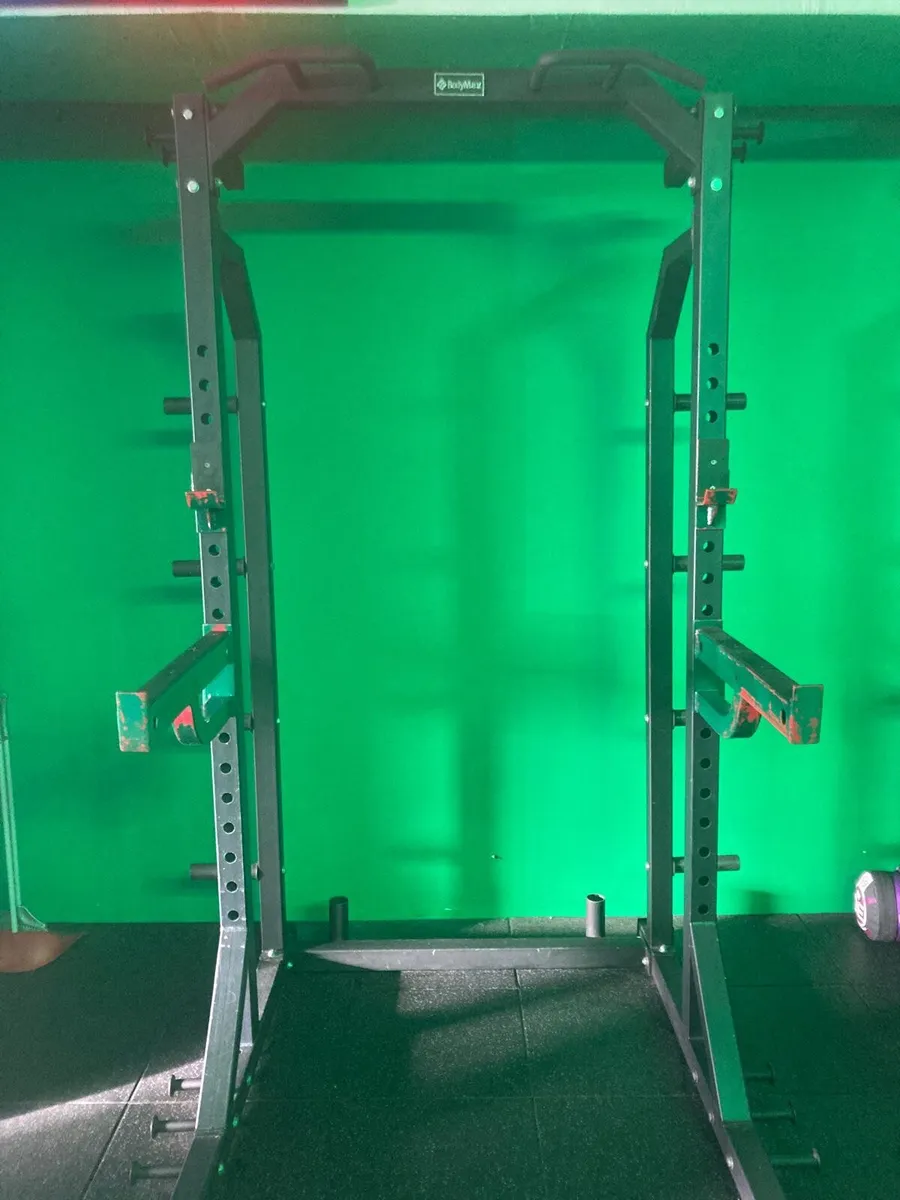 Heavy Half Power Rack – Excellent Condition - Image 3