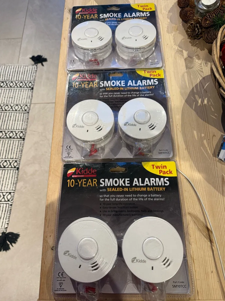 Smoke Alarm - Image 1