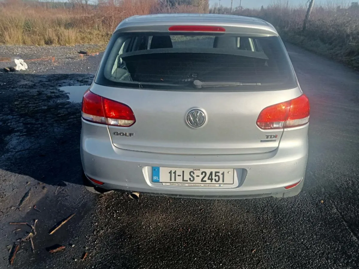 Volkswagen Golf - Image 4