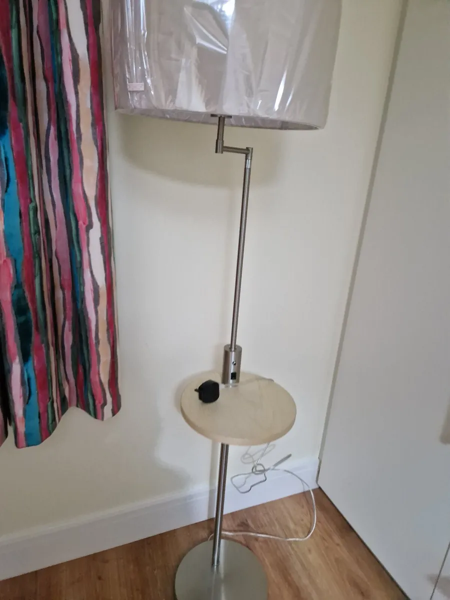 Floor lamp - Image 1