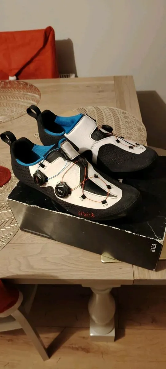 Fizik transiro infinito r1 size 46 tri shoes - Image 1