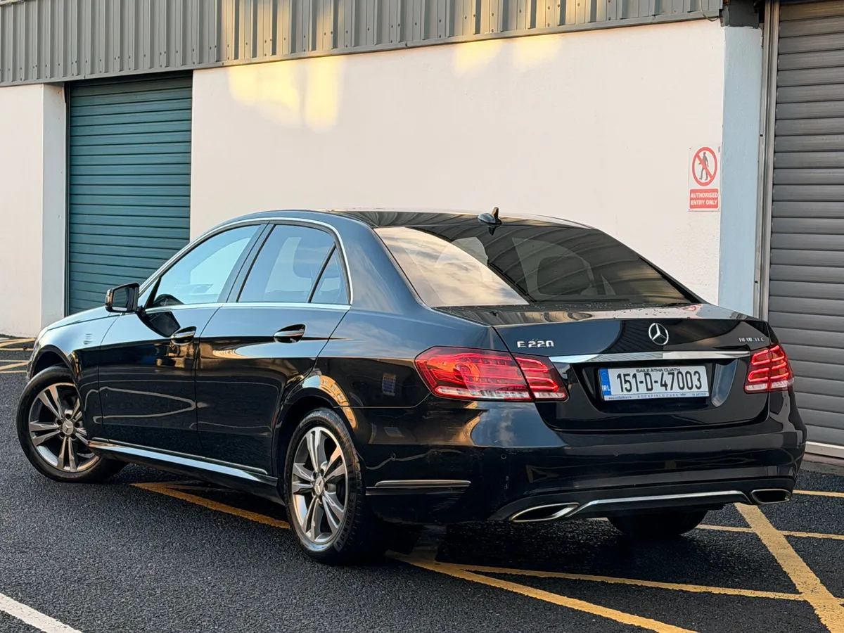 Mercedes-Benz E-Class 2015 - Image 2