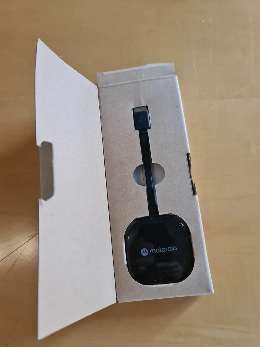 Motorola Wireless Android Auto Dongle - Image 1