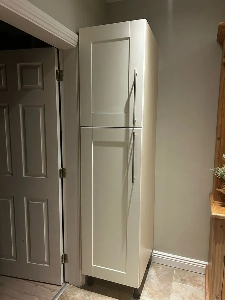 kitchen larder unit - Image 1