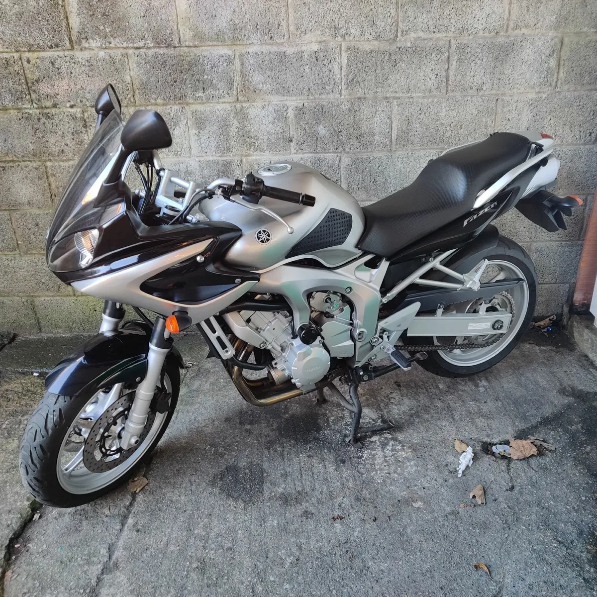 Yamaha fz6 600 - Image 1