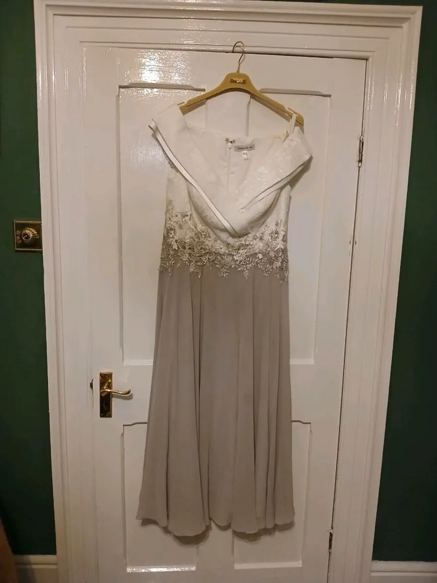 Mother of Bride - Image 3