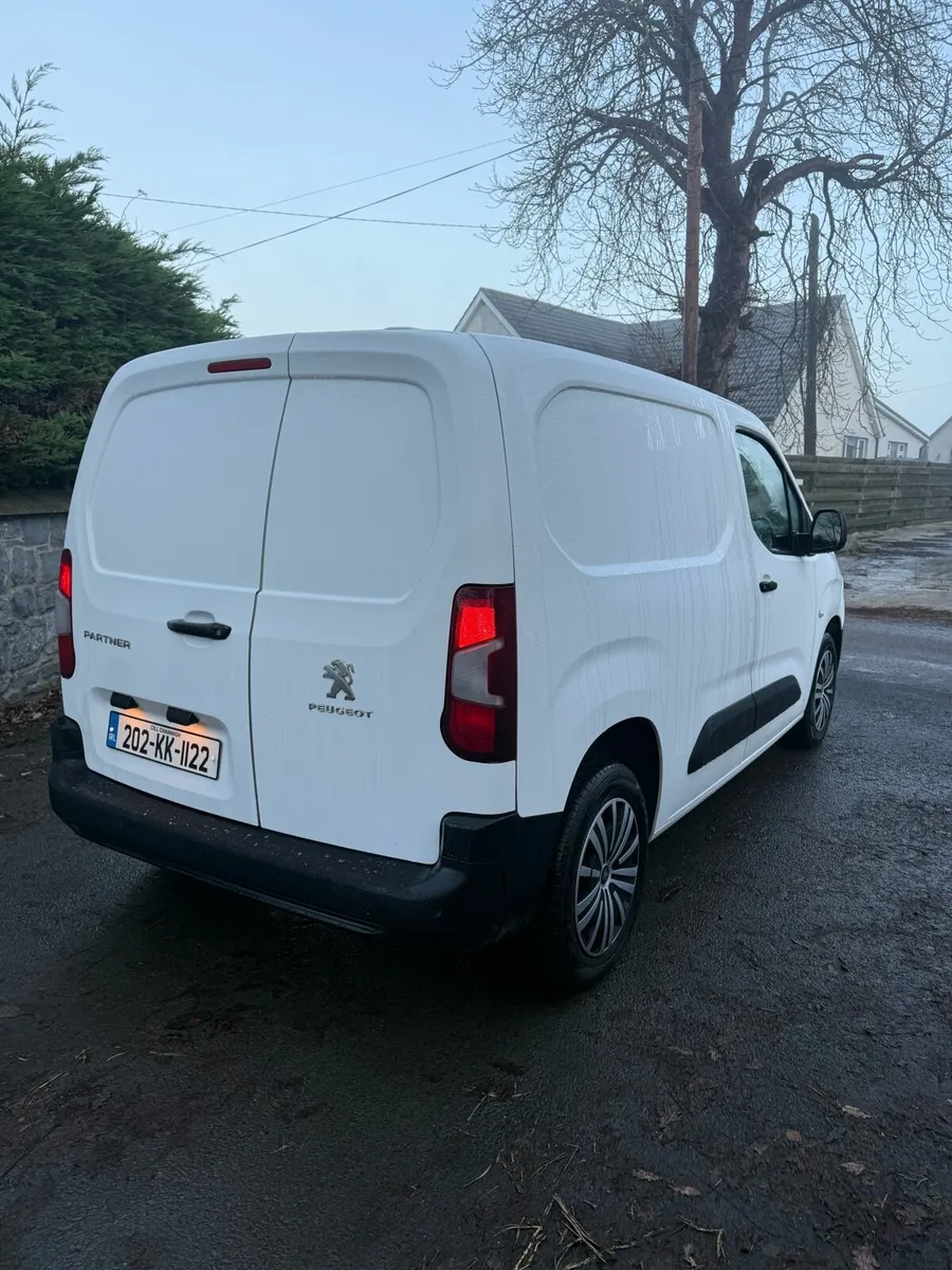 Peugeot Partner Van (New DOE & Tax) - Image 4