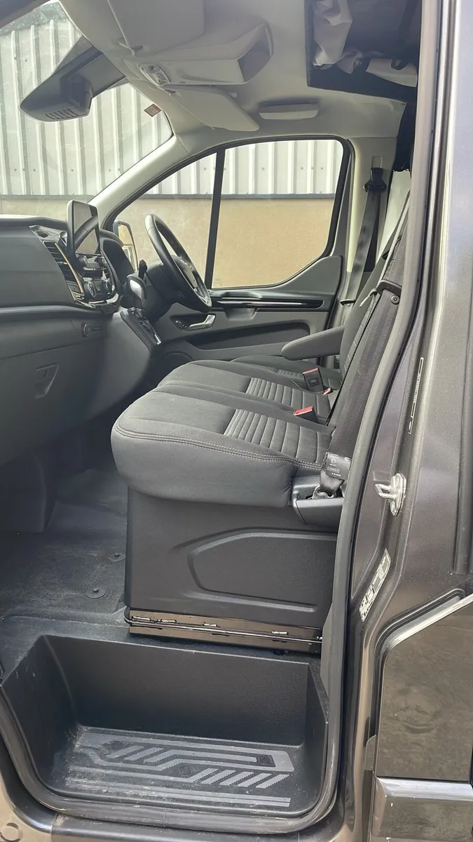 Transit Custom Camper conversion Automatic 4 berth - Image 3