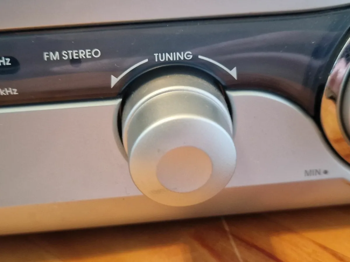 BUSH Turntable Record Player Stereo Radio System - Image 4