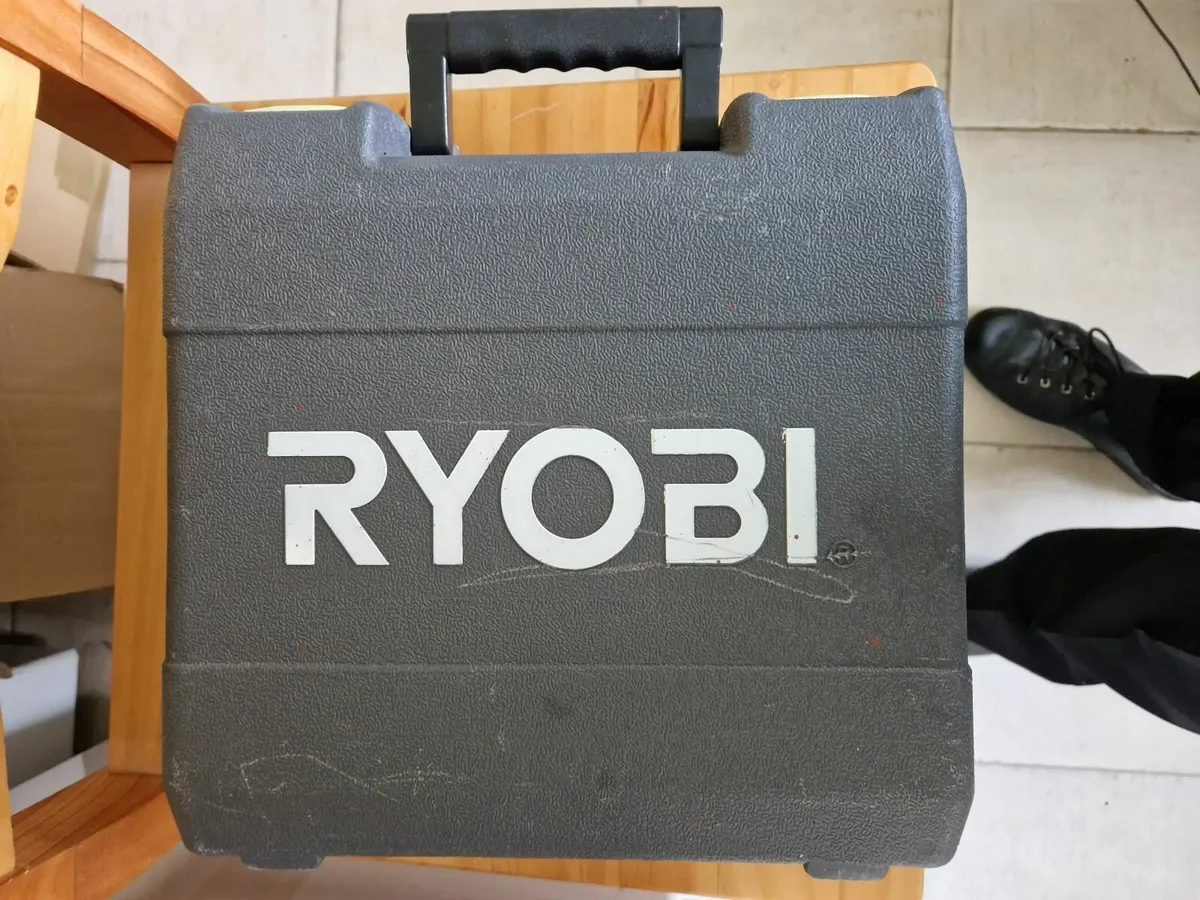 RYOBI Power Drill in Case, in excellent condition - Image 2