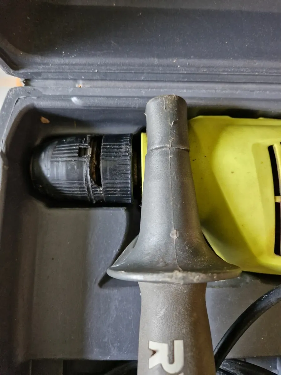 RYOBI Power Drill in Case, in excellent condition - Image 3