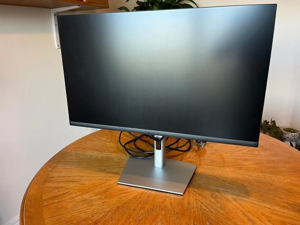 Dell P2722H 27" Full HD Monitor  Excellent Condition - Image 4