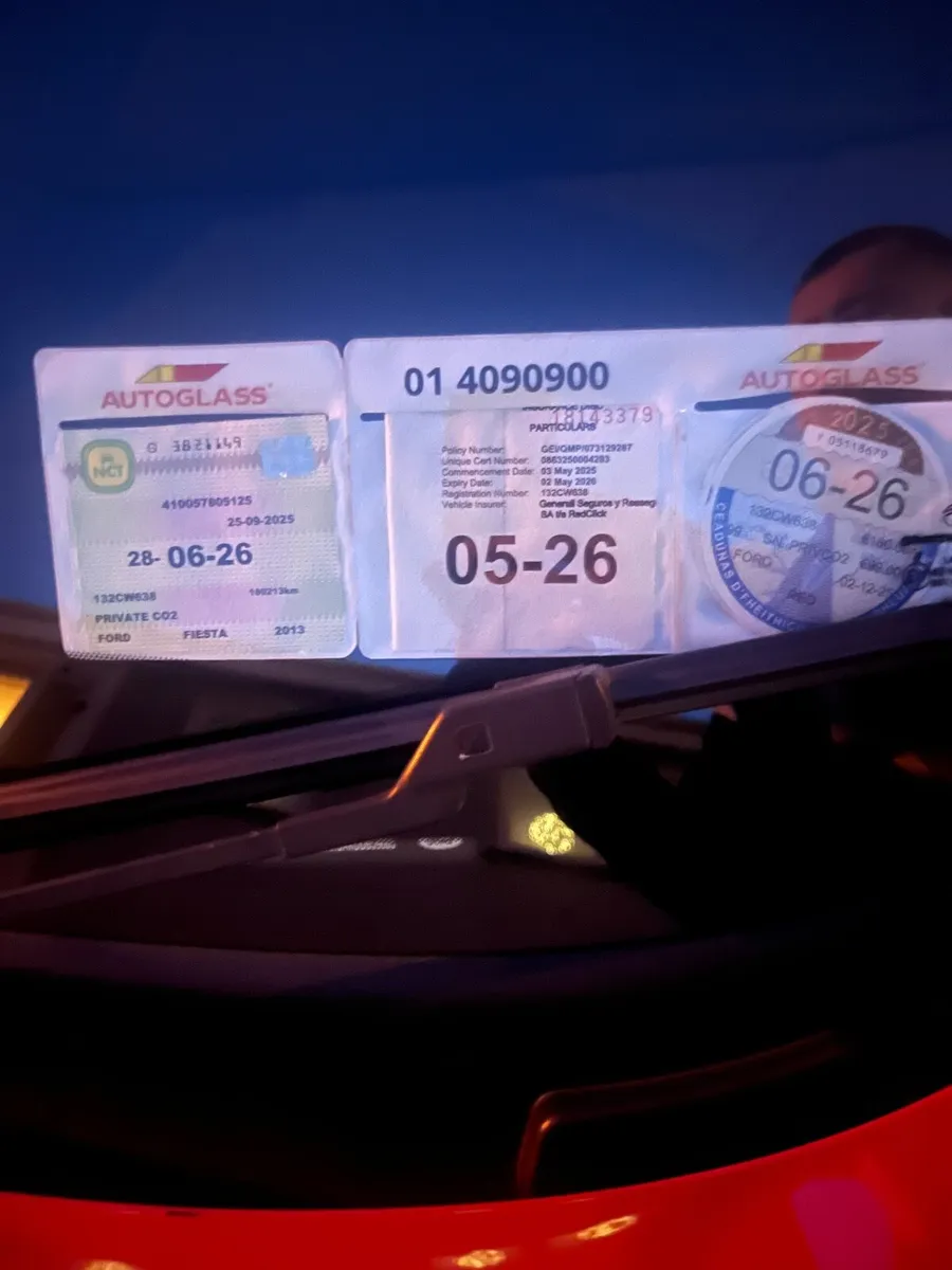 2013 Ford Fiesta eco boost (READ ADD) - Image 3