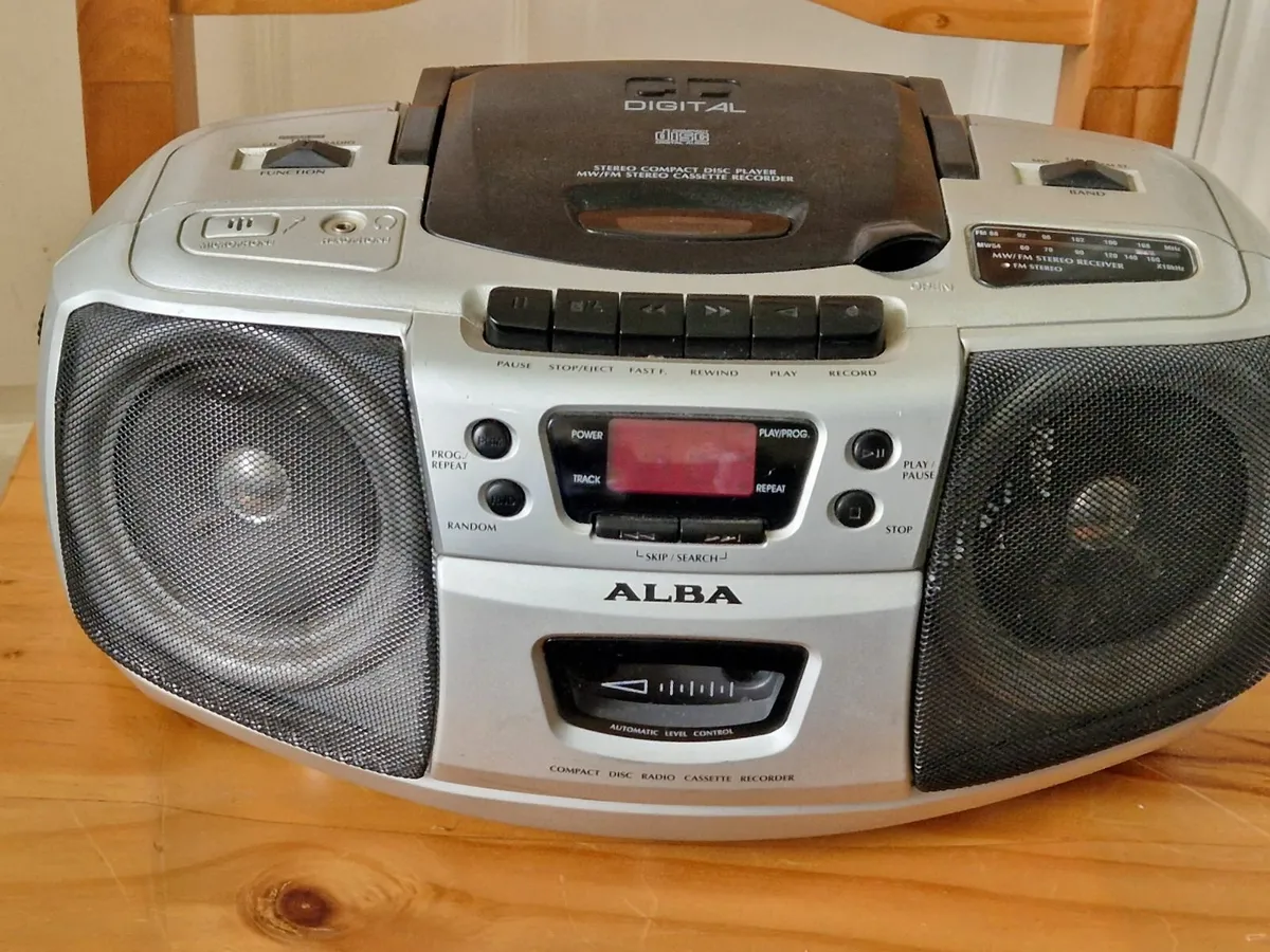 ALBA Stereo CD Player MW-FM Stereo Cassette Player - Image 1