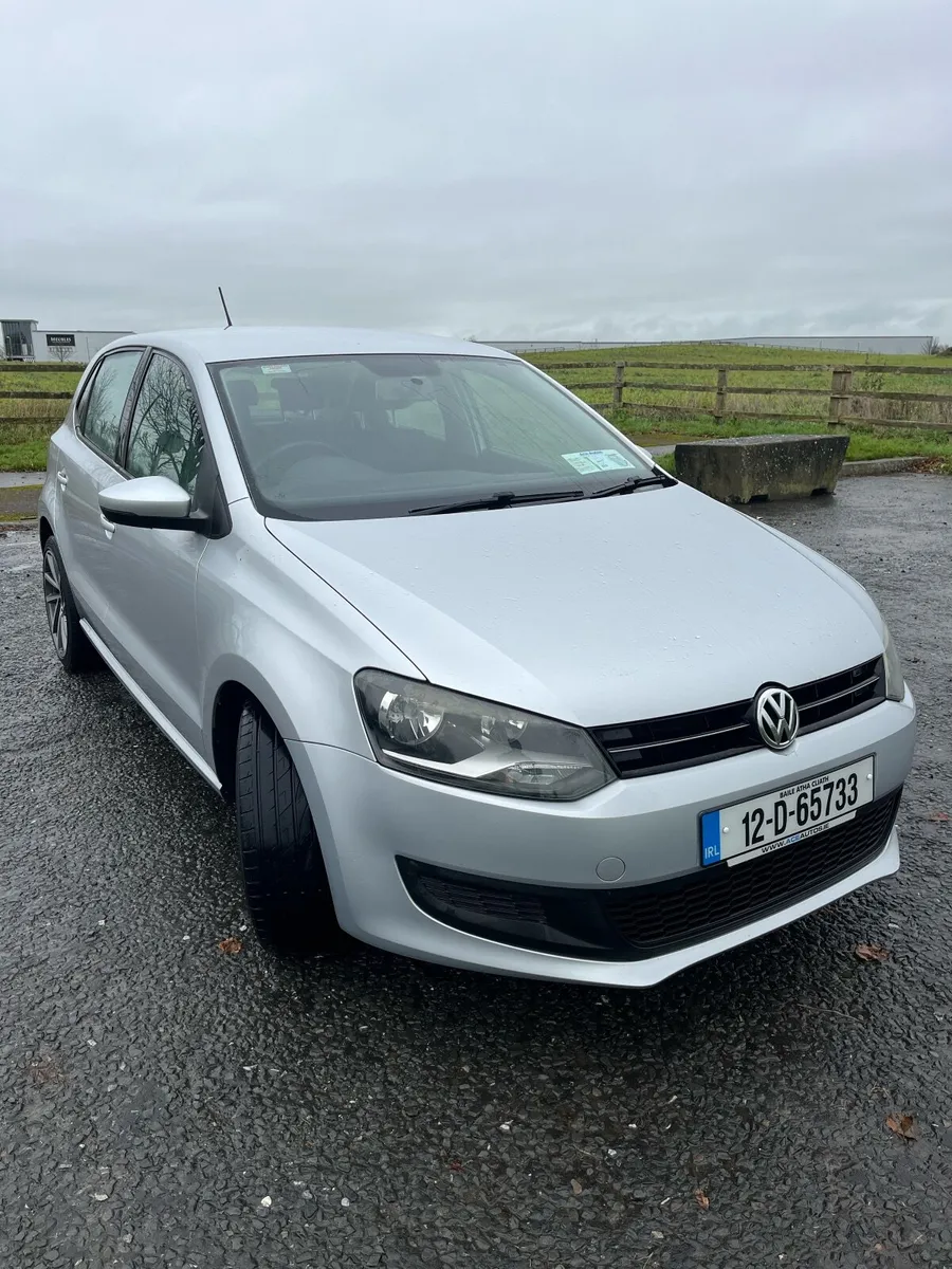 Volkswagen Polo TRENDLINE 2012 - Image 2
