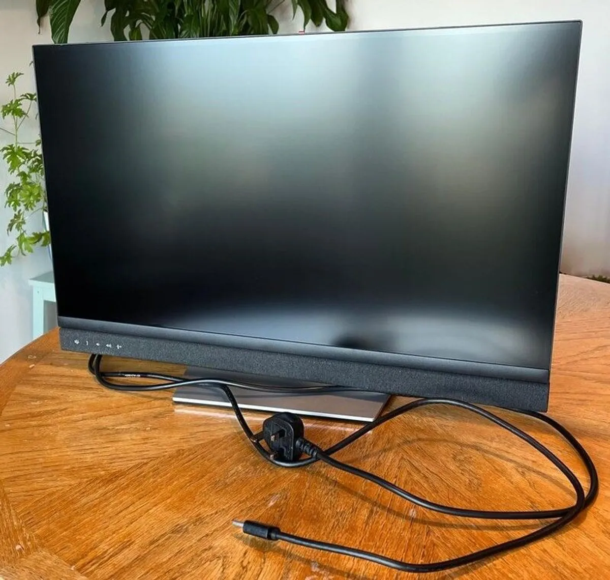 Dell C2722DE QHD Monitor Excellent Condition - Image 1