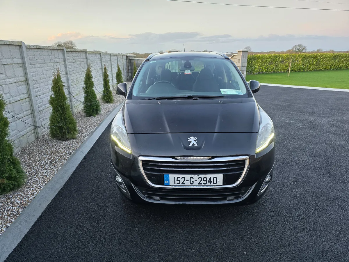 152 Peugeot 5008 7 seater Low miles - Image 2