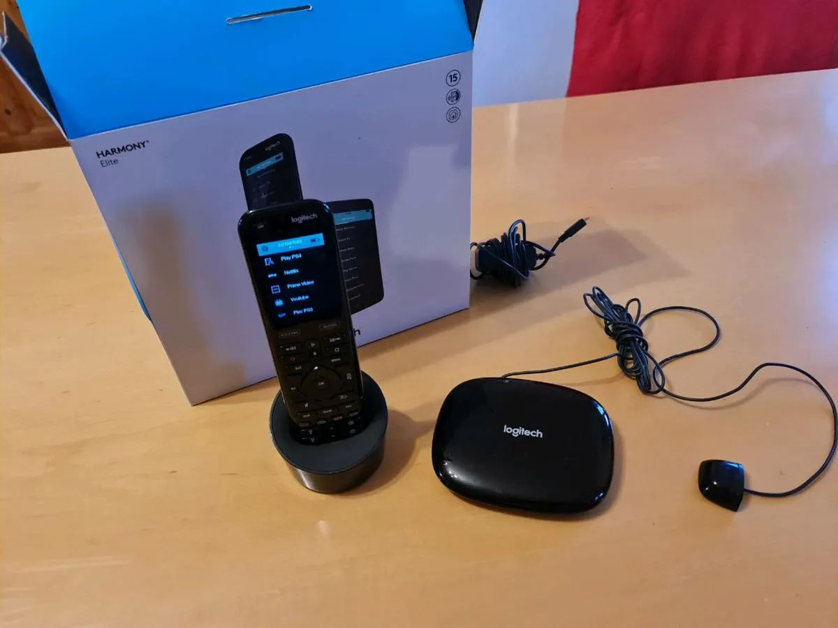 Logitech Elite Harmony Universal Remote Control - Image 2