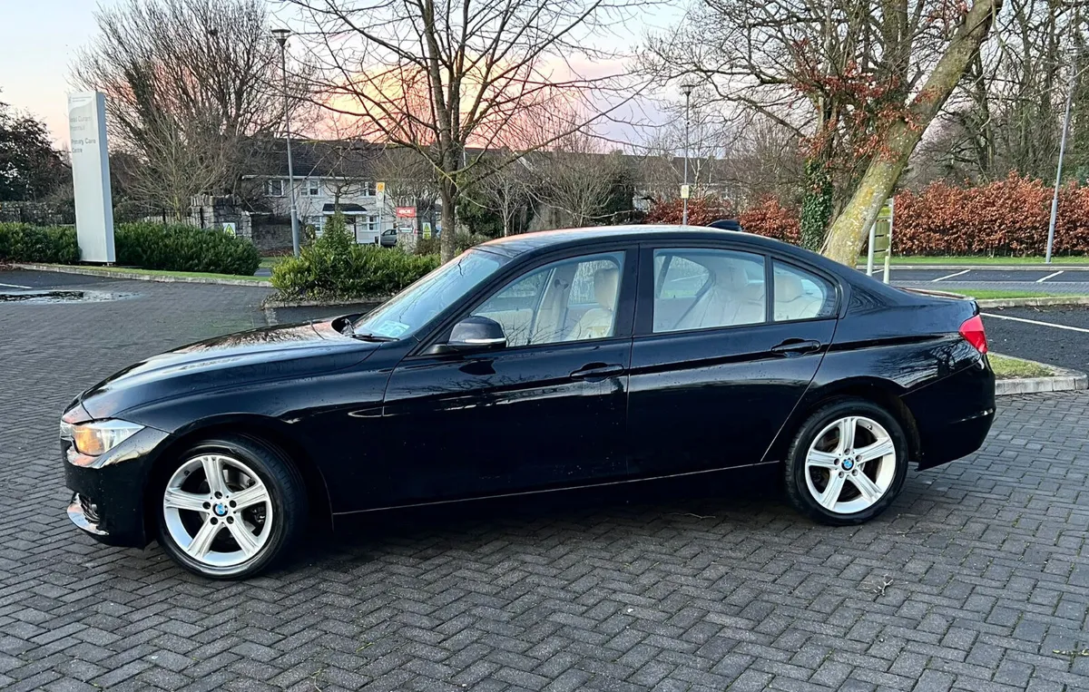 BMW 318D 2014 new nct 6/26 tax 4/26 - Image 3