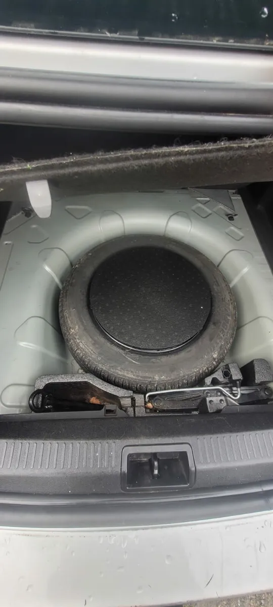 Renault Flunce TOM TOM 1.5 dci NCT 10/26 TAX 12/25 - Image 4