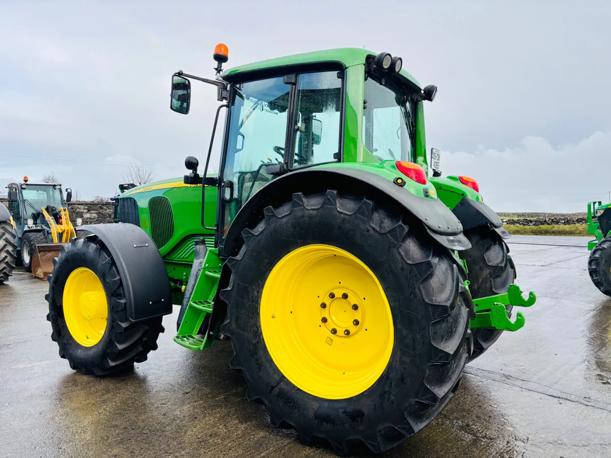 John Deere 6520 Premium, 50K , Air Brakes etc... - Image 3