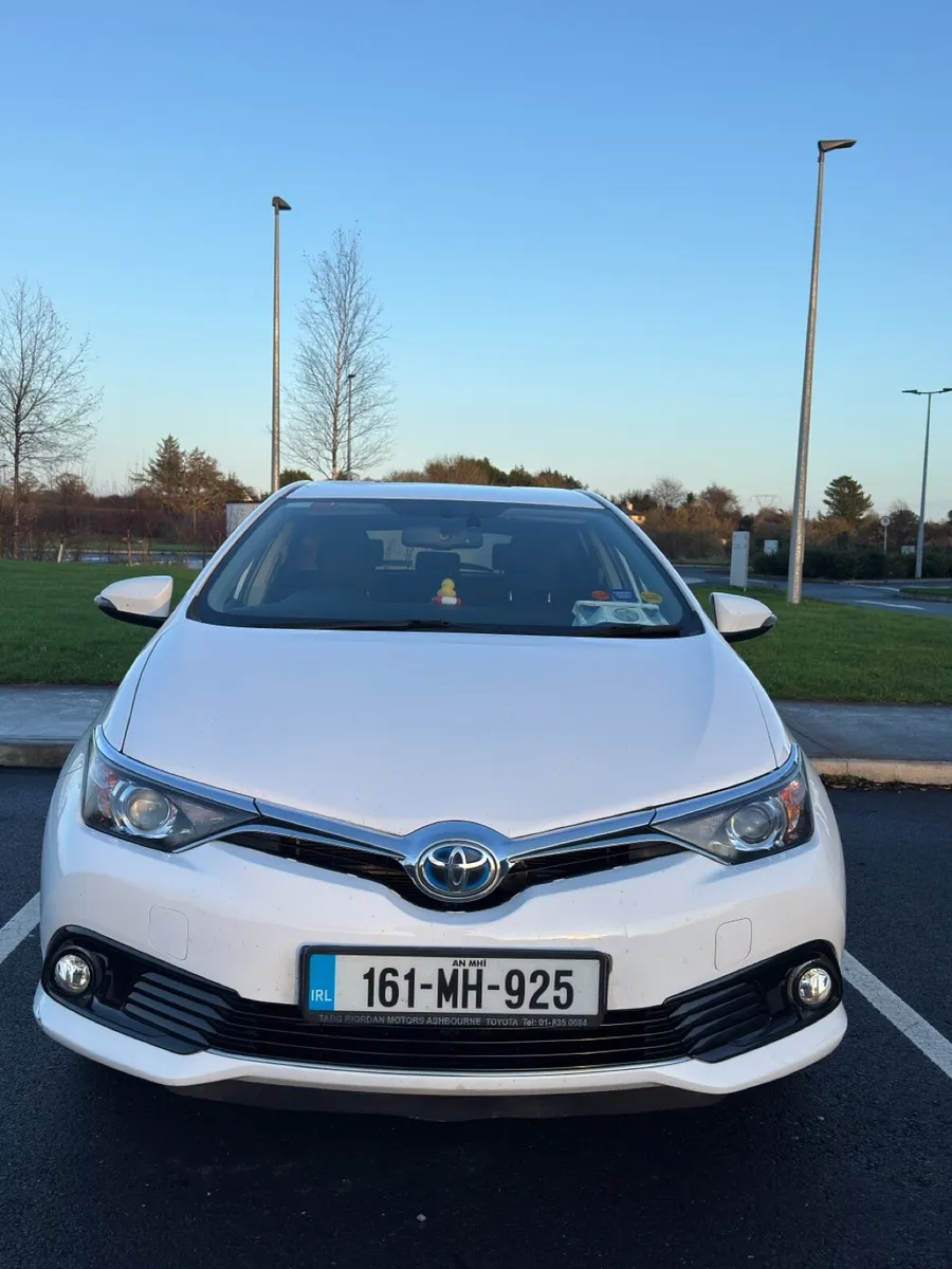 Toyota Auris Hybrid 2016 – 1.8 Petrol - Image 3