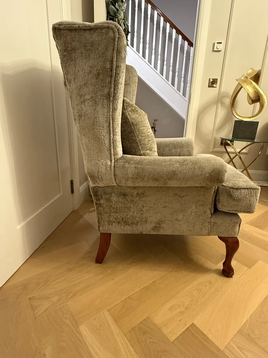 Queen Anne armchair - Image 3