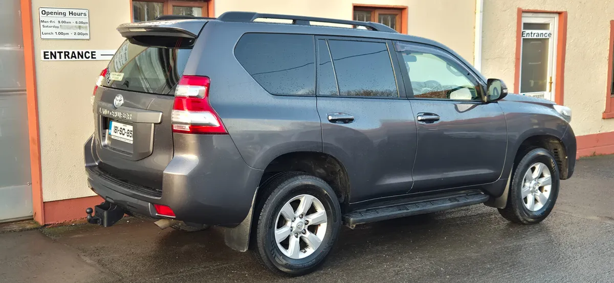 Toyota Land Cruiser 2018 Manual LWB - Image 4