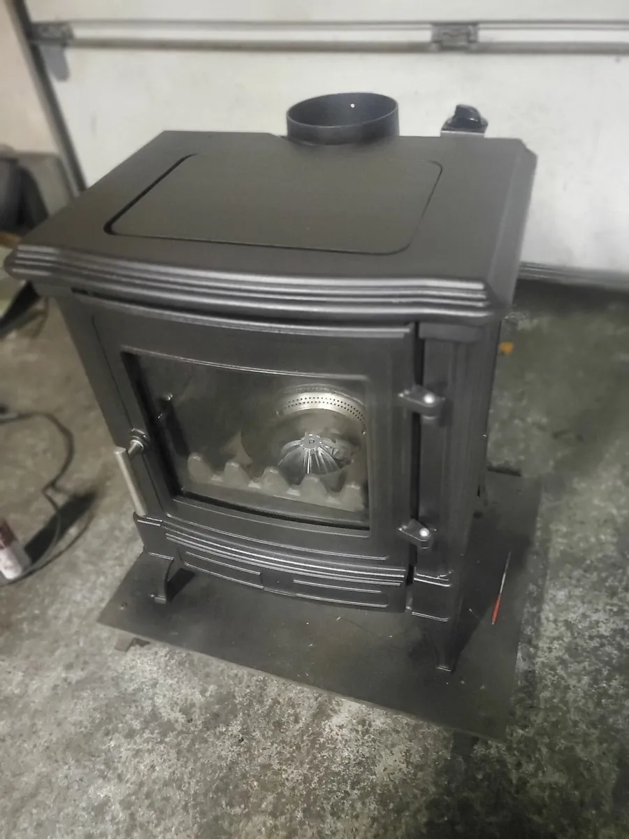 Nestor Martin 5kw oil stove fully refurbished - Image 3