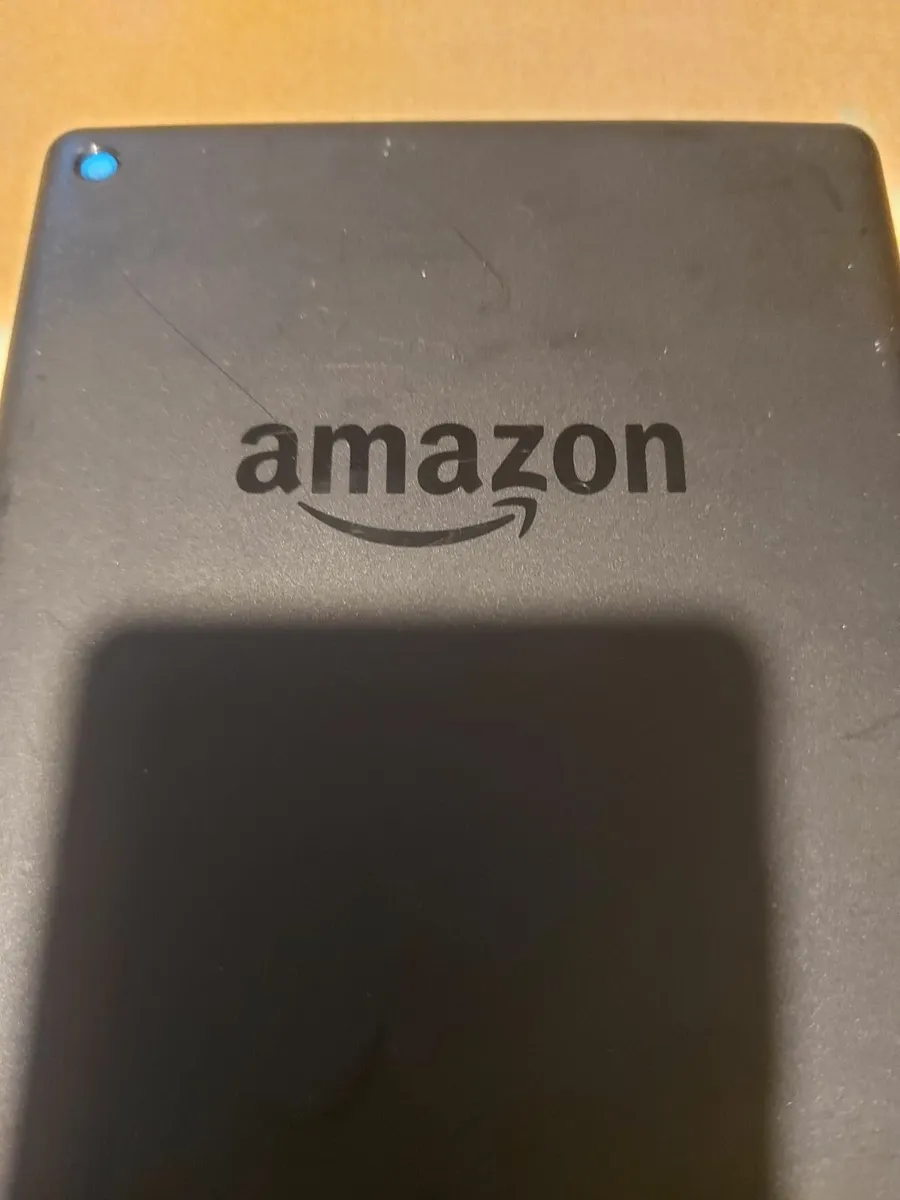 Amazon Fire HD 8 (8th Gen) 16GB Excellent conditio - Image 4