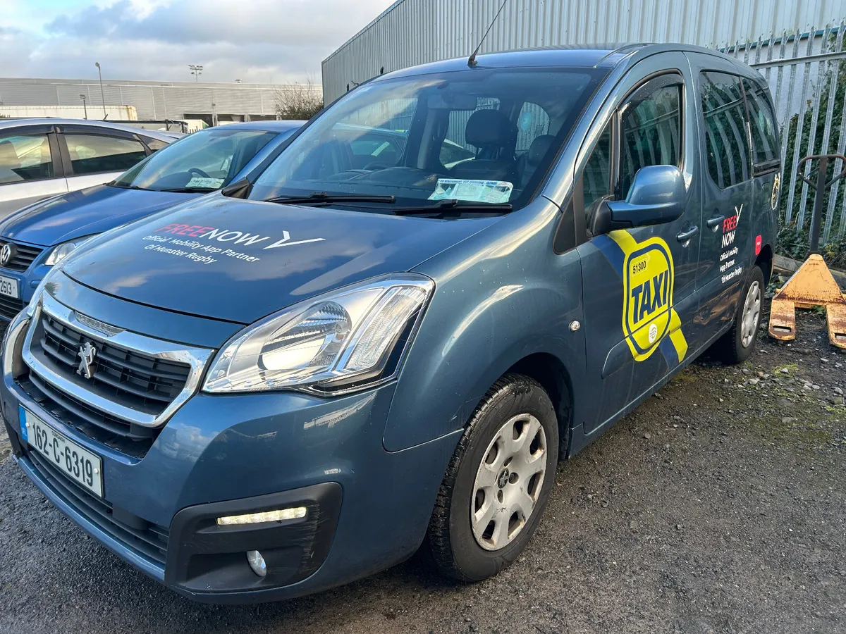 TAXI 2015 Volkswagen Caddy 1.6 TDI AUTO FREE PLATE - Image 2