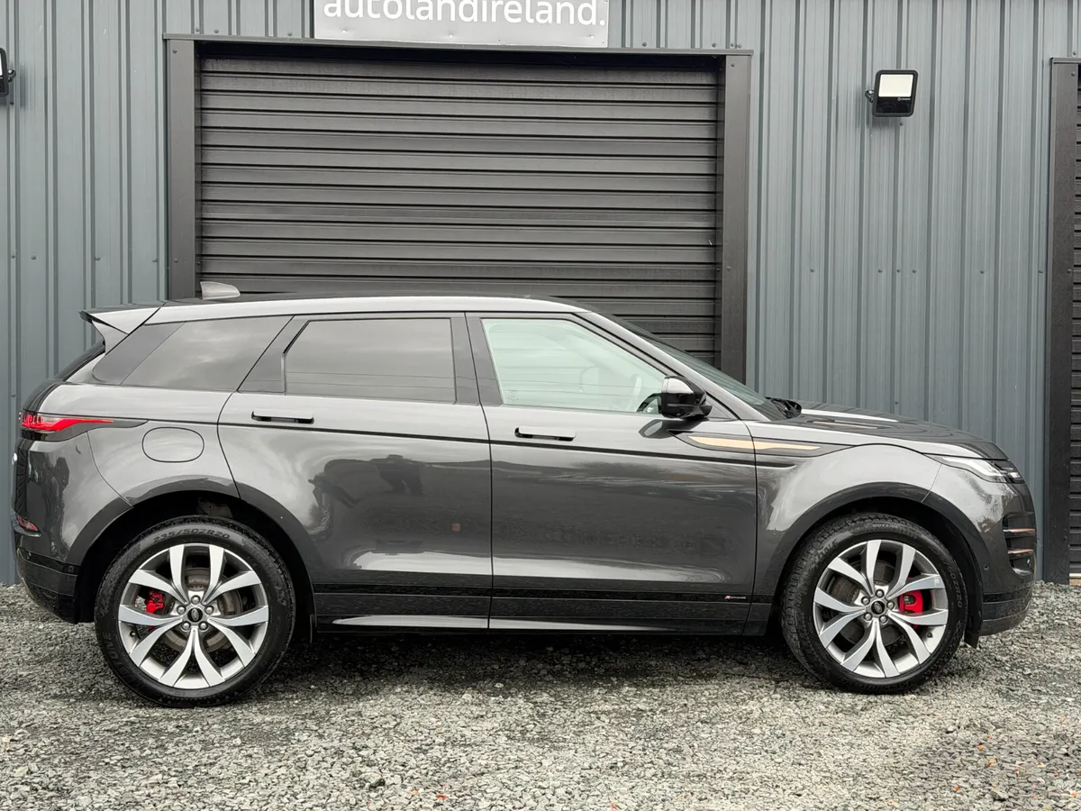 212 Land Rover Range Rover Evoque Hybrid - Image 3