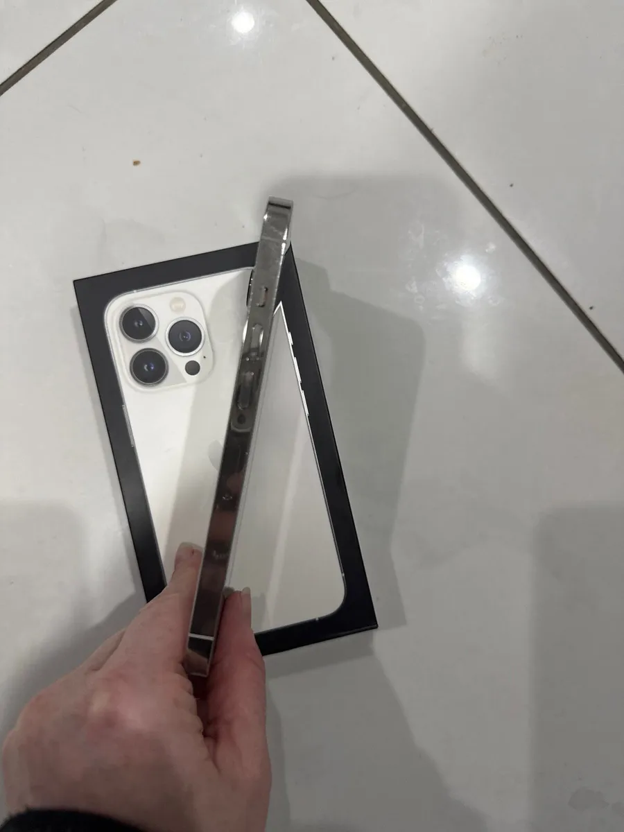 I phone 13 pro - Image 2