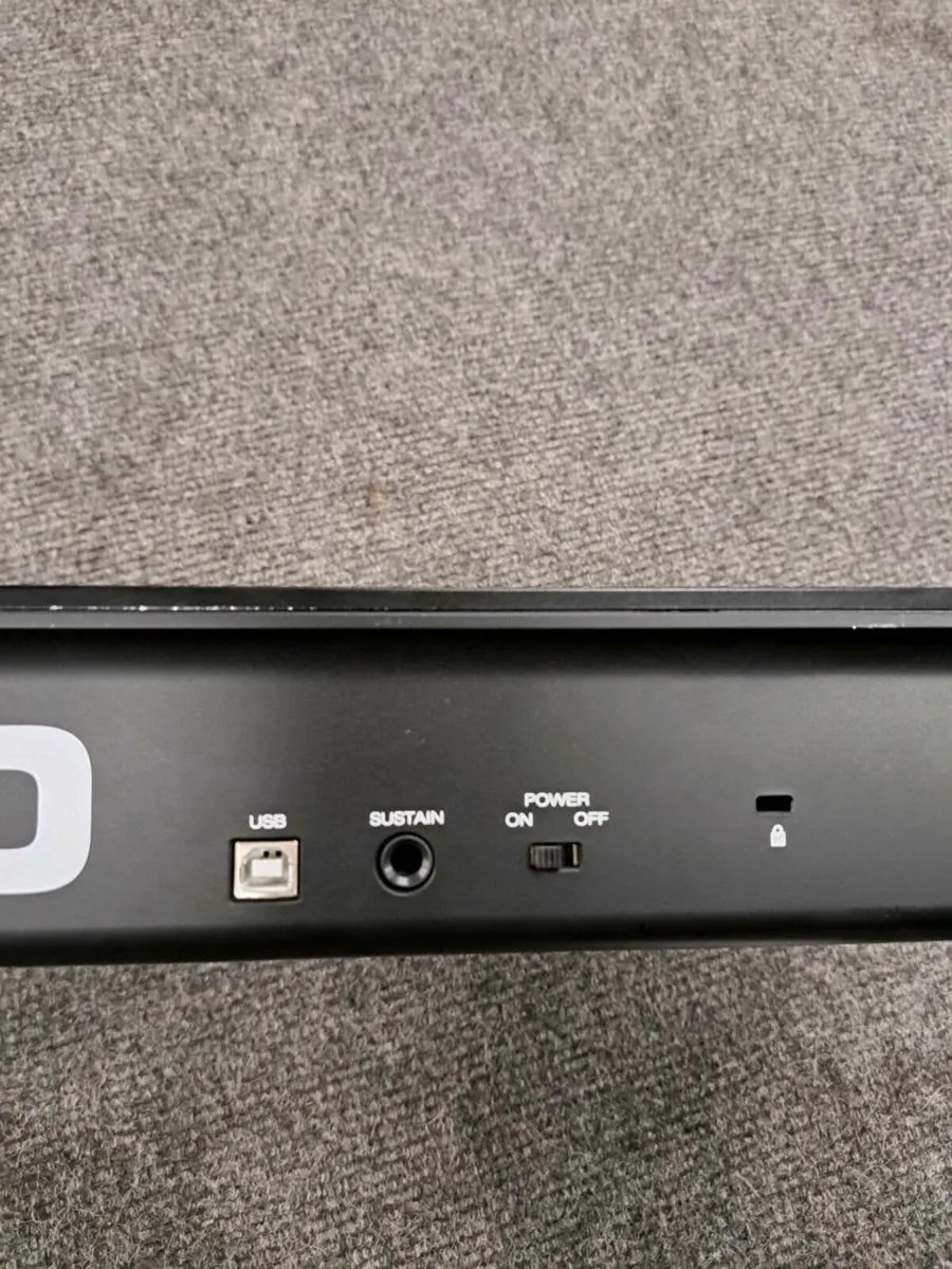 Oxegyn49 Midi Keyboard - Image 2