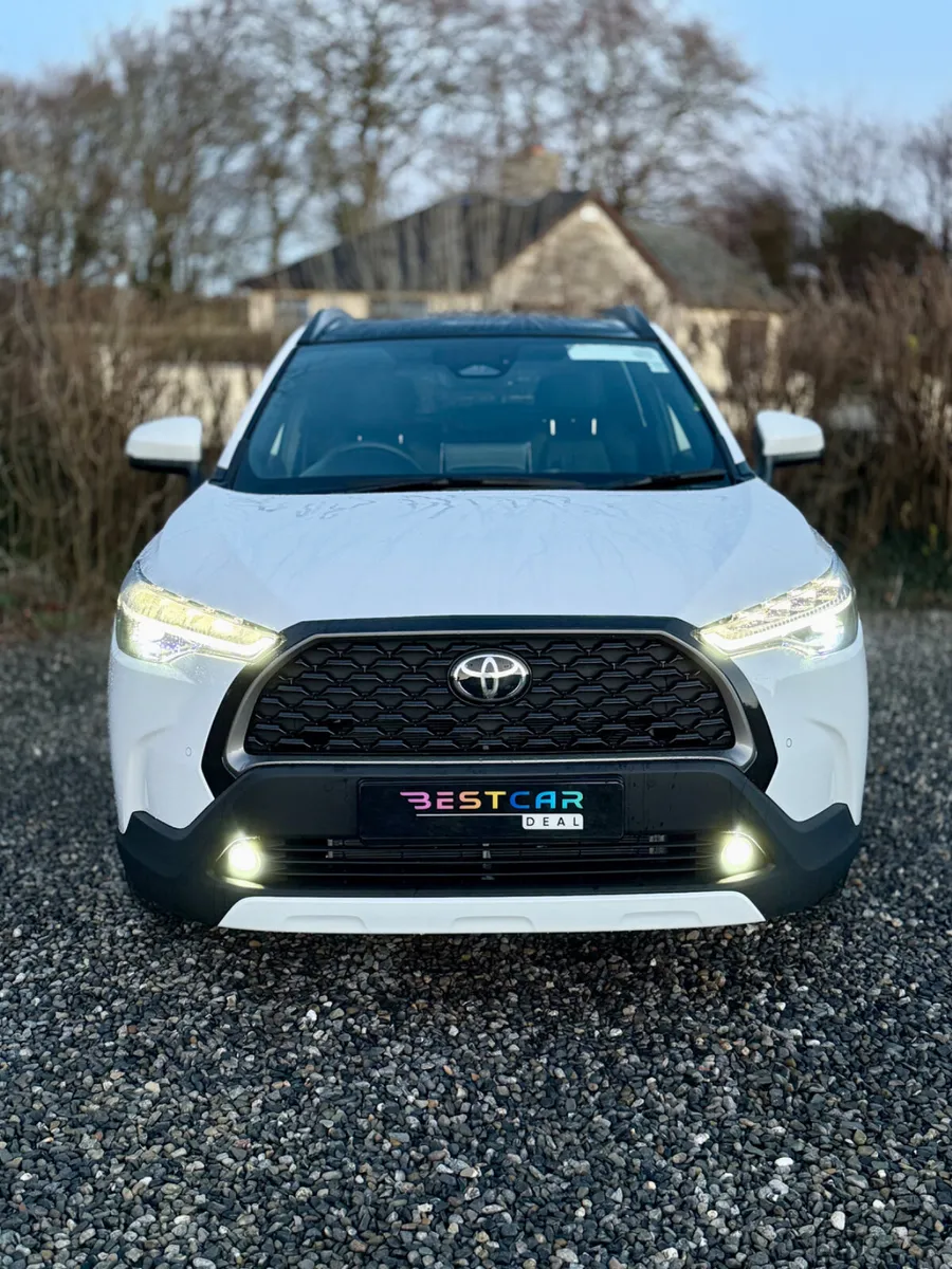 2024 Toyota Corolla Cross 1.8 Hybrid Sol Automatic - Image 3