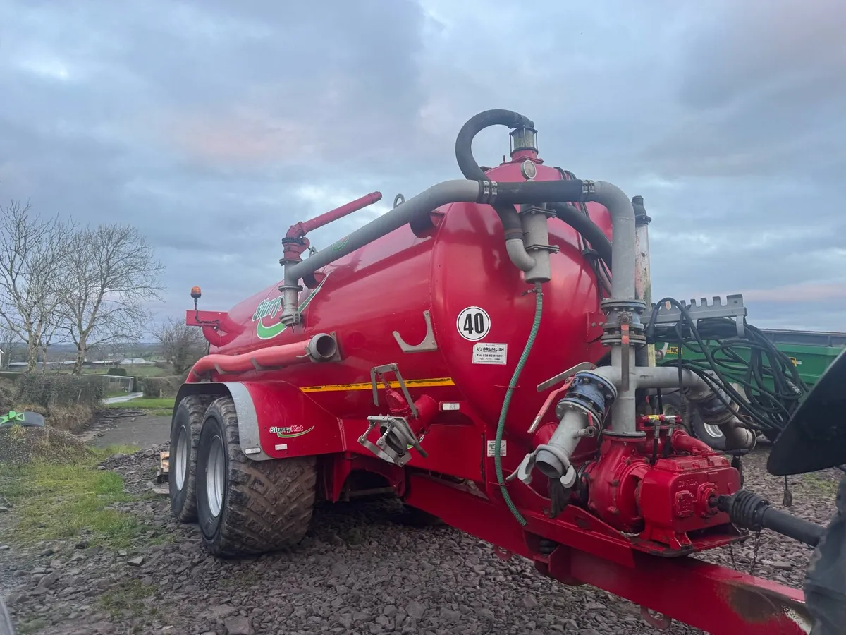 Slurrykat 3000 gallon tanker - Image 1