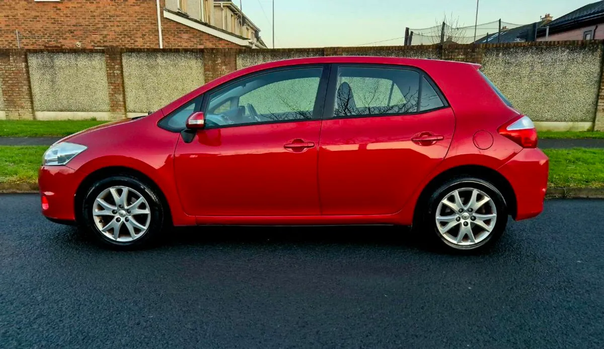 2012 Toyota Auris 1.3 TR - Image 2