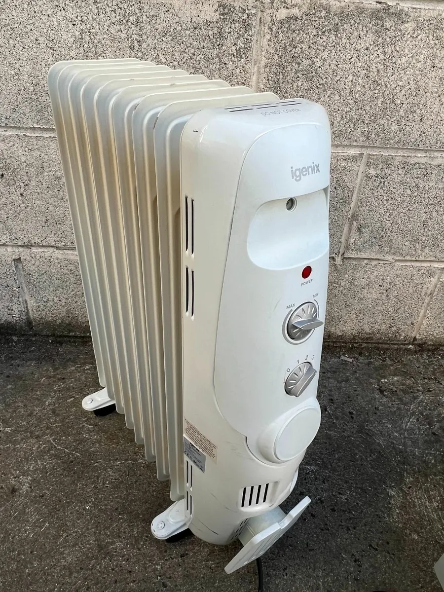 Igenix IG2600 2kW Portable Oil Filled Radiator - Image 1