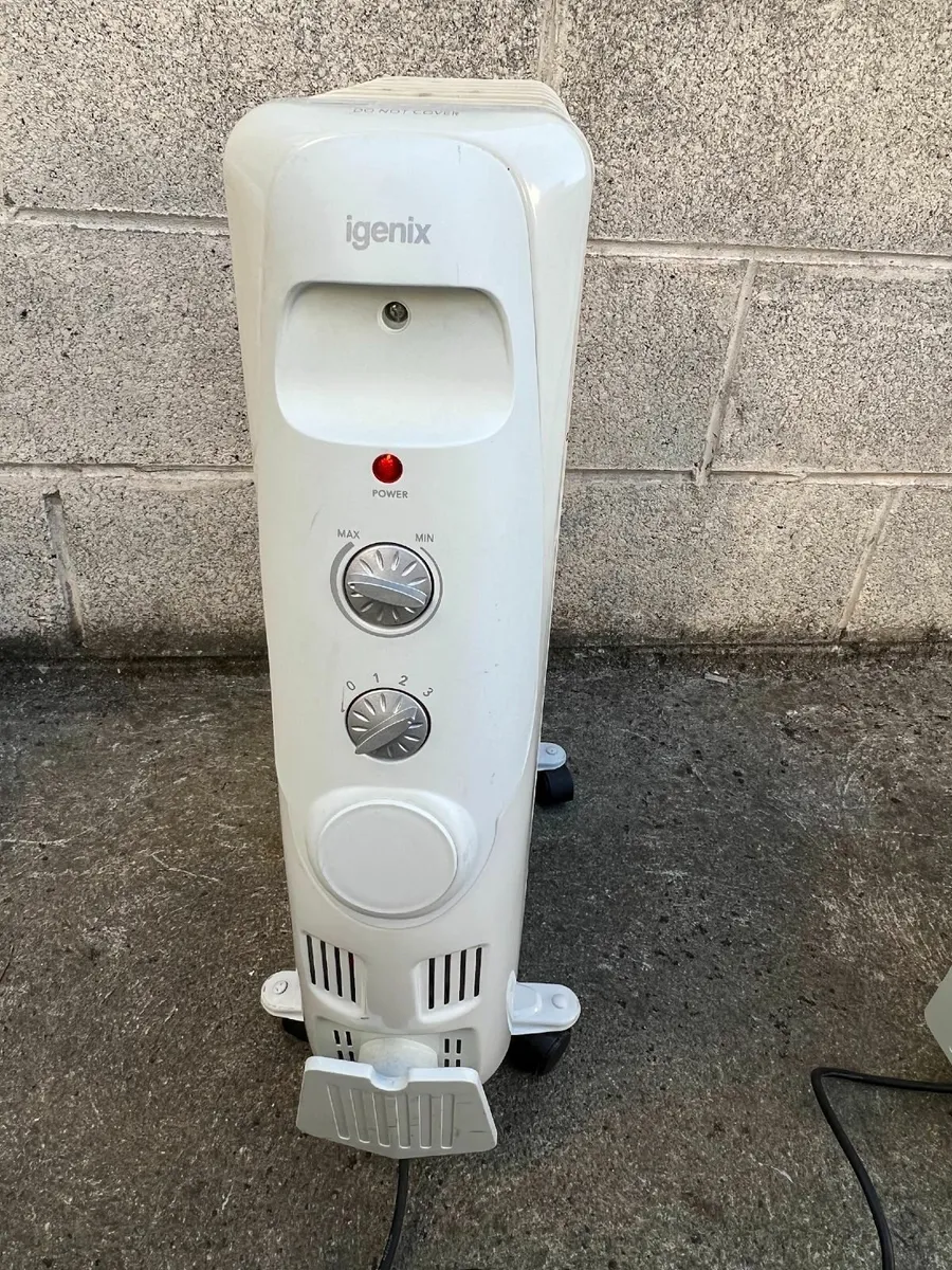 Igenix IG2600 2kW Portable Oil Filled Radiator - Image 2