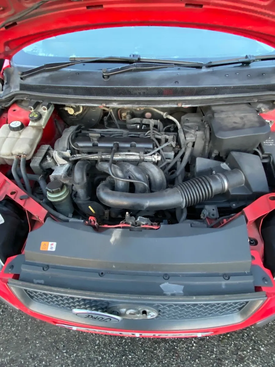 Ford Focus 2005 - Image 4