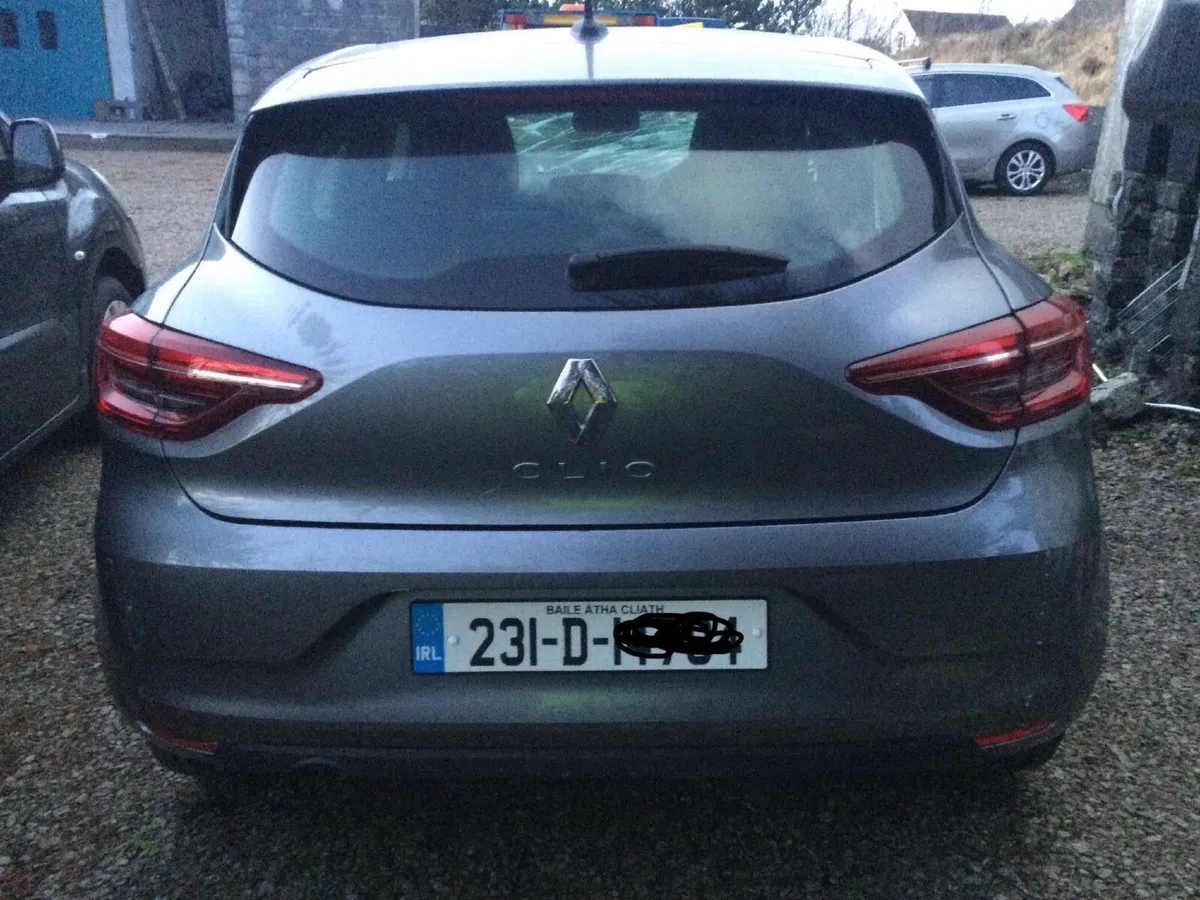 2023 Renault Clio automatic - Image 1