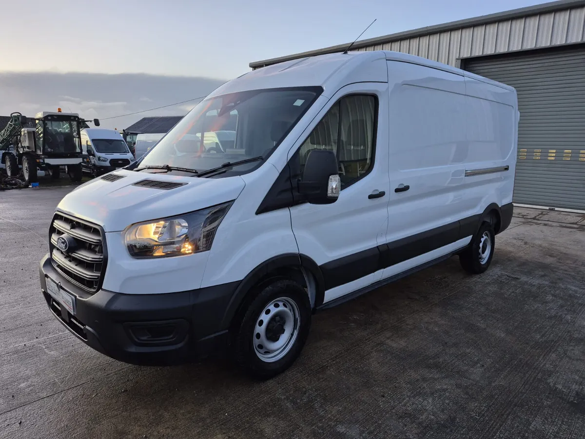 2025 TRANSIT LEADER 2.0 TDCI 130 BHP - Image 3