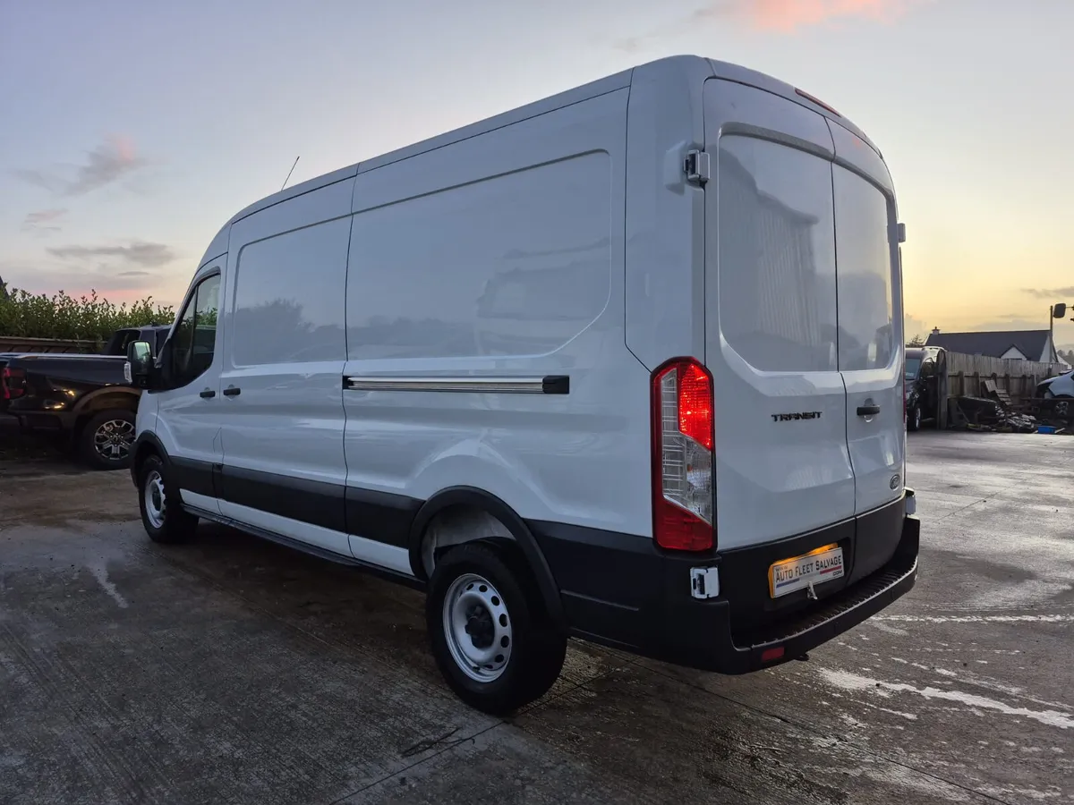 2025 TRANSIT LEADER 2.0 TDCI 130 BHP - Image 4