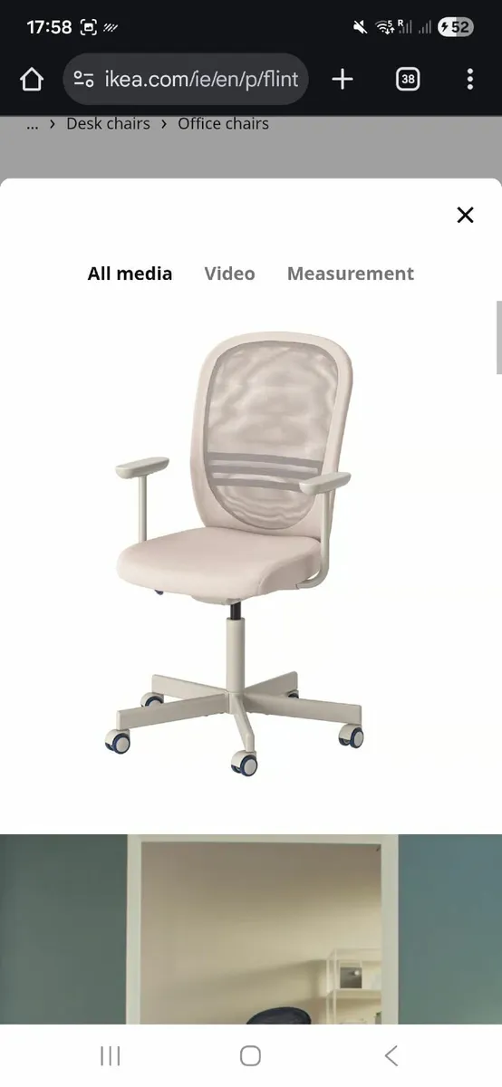 White office chair and desk - Image 2