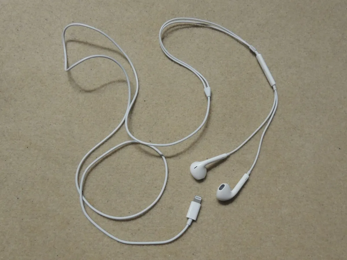 Apple EarPods, Lightning Connector, unused (OEM)