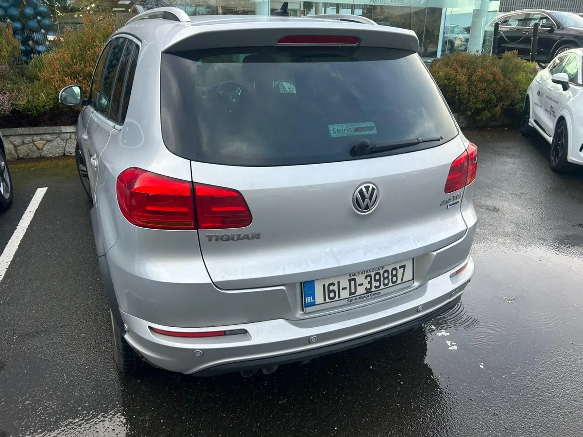 VW Tiguan 2.0 TDI Full R Line - Image 3