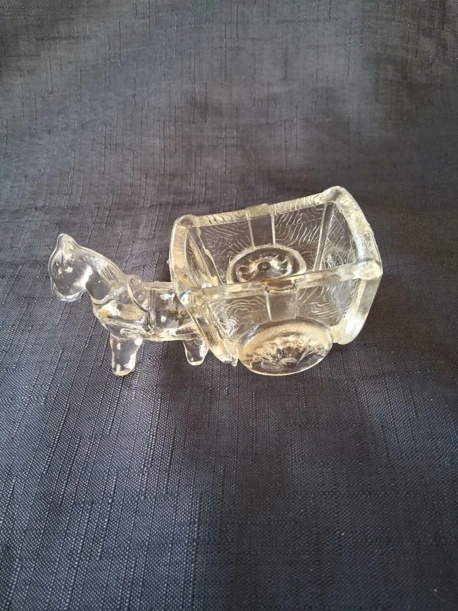 Clear Glass Horse & Cart - Image 2