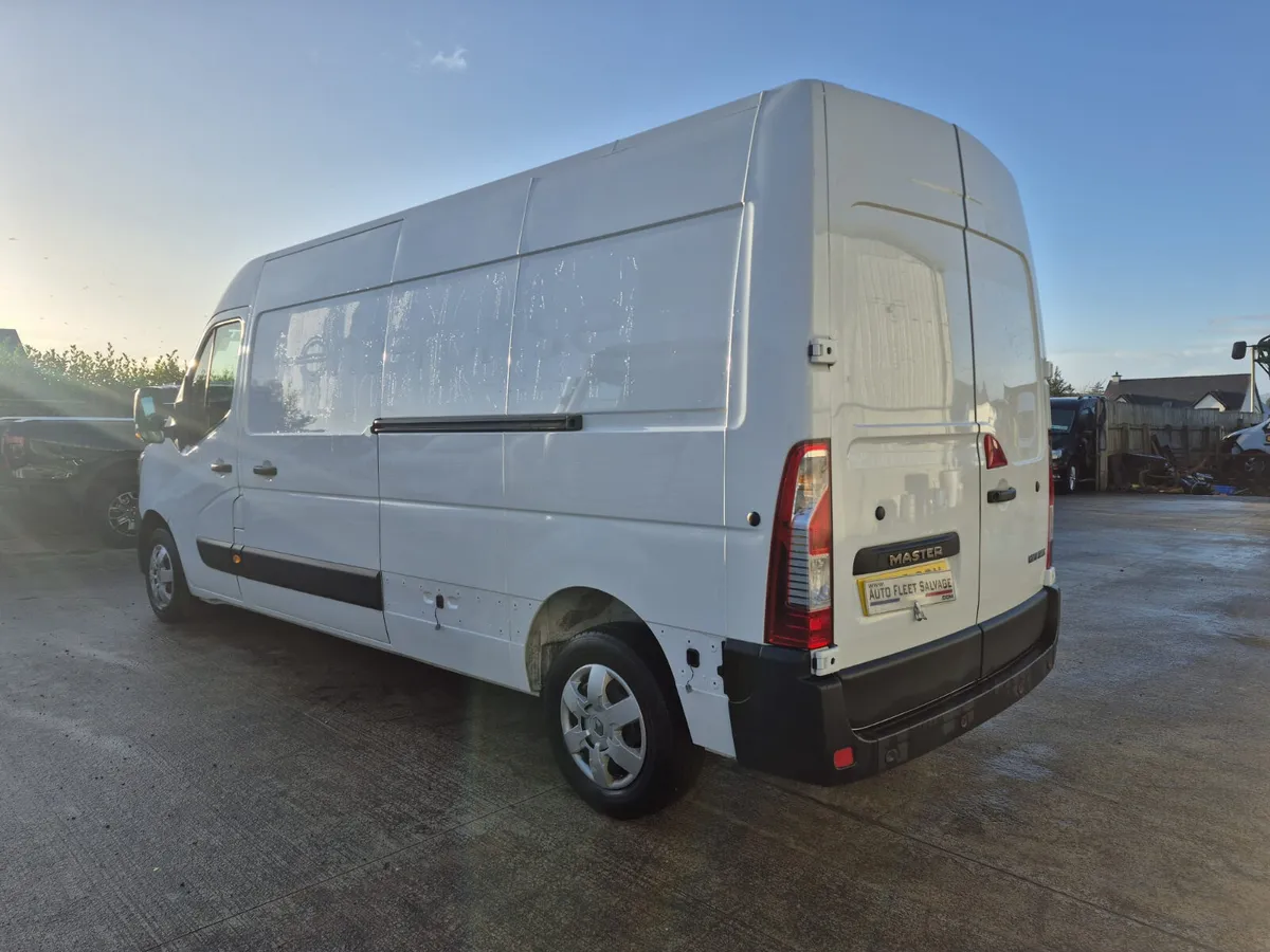 2023 RENAULT MASTER 2.3 DCI BUSINESS+ LWB - Image 4