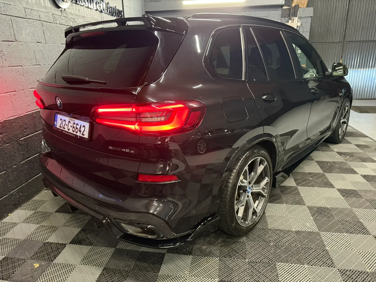 212 BMW X5 45E M-Sport  Pro - Image 3